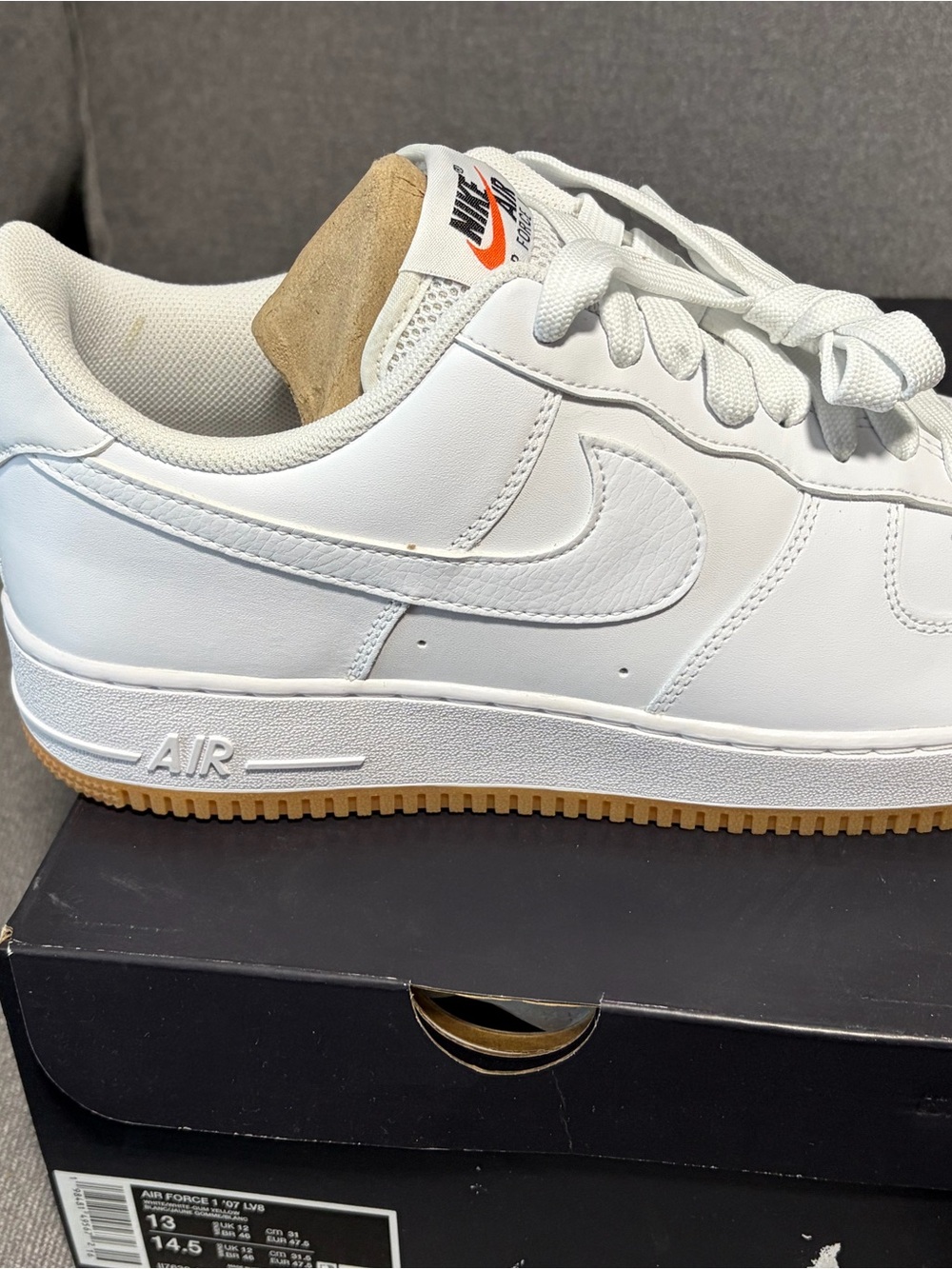 Nike Air Force 1 '07 LV8 - White / Gum Yellow - Picture 2 of 8